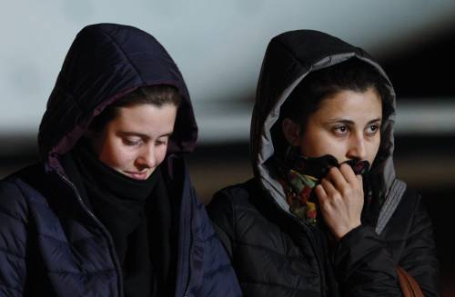 Vanessa e Greta di nuovo in Siria? La Meloni: "Prima restituiscano i soldi pagati per il loro riscatto"