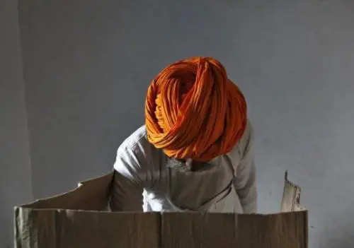 Non toglie il turbante, cestista indiano espulso