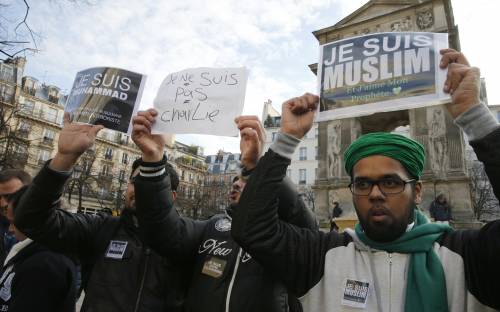 La Francia è troppo femmina. Per questo l'islam la violenta