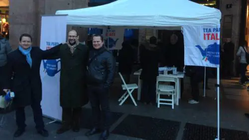 La protesta anti-canone dei Tea Party italiani