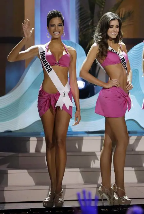 La colombiana Paulina Vega è Miss Universo 