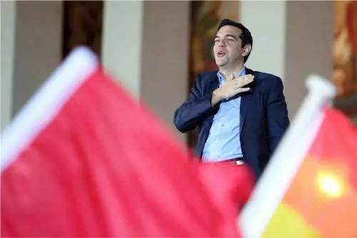 Comunisti al governo. Occhio