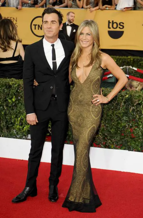 Jennifer Aniston: scollatura hot ai SAG Awards 2015