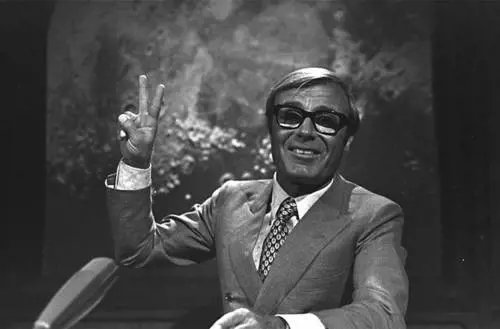 L'uomo della Luna che snobba la pensione: "Rimango in orbita"