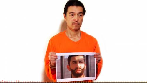 Kenji Goto in un nuovo video diffuso dallo Stato islamico