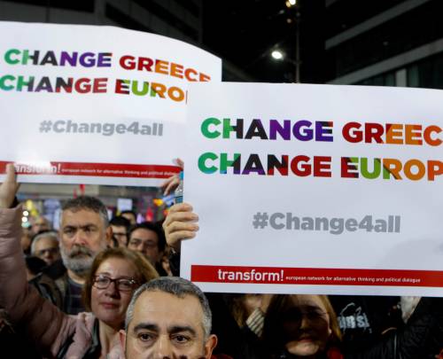 Crolla la fiducia nella Ue Non è mai stata più bassa