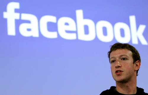 Che ne è di facebook dopo la morte? Così si sceglie un erede per i social
