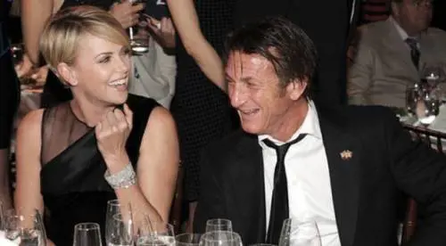 Aria di nozze per Charlize Theron e Sean Penn