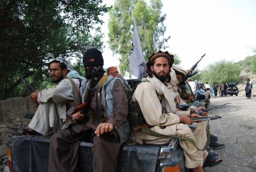 Gli Usa “declassano” i talebani: “Non sono terroristi”