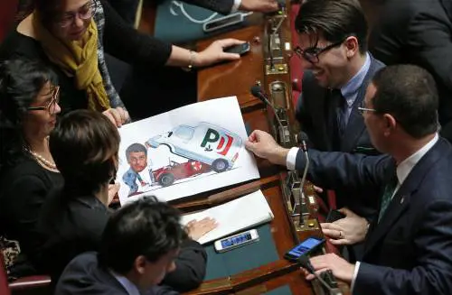 Il manifesto della Lega: "Renzi democristiano"