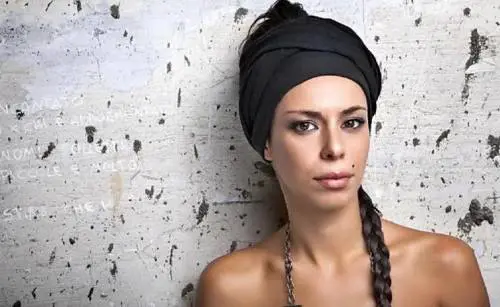 Amara, la testarda di talento finalmente approda al Festival