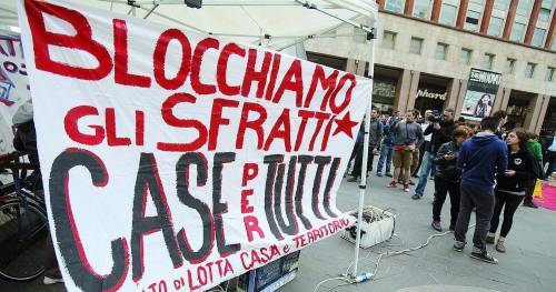 Stop agli sgomberi, bufera sul prefetto: «No a zone franche»