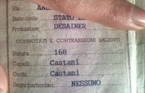 Ignoranza all'anagrafe. Pubblica la carta d'identità con l'errore della professione