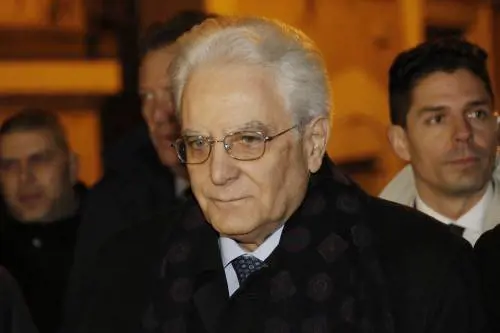 Domani Berlusconi sarà al Colle per l'insediamento di Mattarella