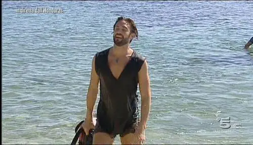 Tra prove ed abbandoni: ecco i naufraghi dell'Isola dei Famosi