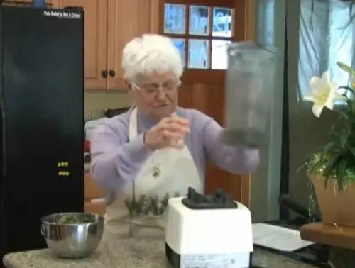 Nonna Marijuana star del web