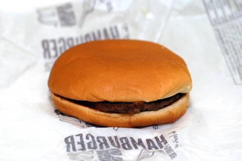 McDonald, ecco come invecchia un hamburger