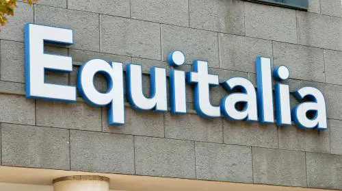 Cede tutto alla madre per sfuggire ad Equitalia: un anno di reclusione