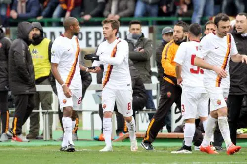Serie A, la Roma batte il Cagliari, il Napoli l'Udinese
