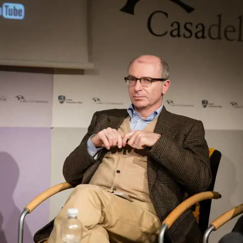 Il burocrate in carriera ora è pronto al grande salto