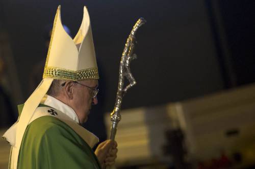 Papa Francesco cancella la messa di Pasqua con i politici