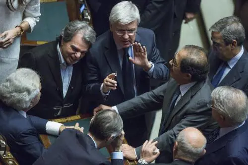 La mossa di Forza Italia: pronti 700 emendamenti
