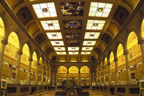 Il mistero dei 24 milioni dello Stato transitati su Banca Etruria