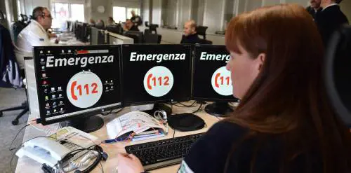 I falsi allarmi bloccano il 112 Inutili sei telefonate su dieci