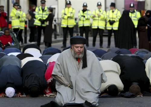 Londra, stop al maiale nelle scuole: "Offende islamici ed ebrei"