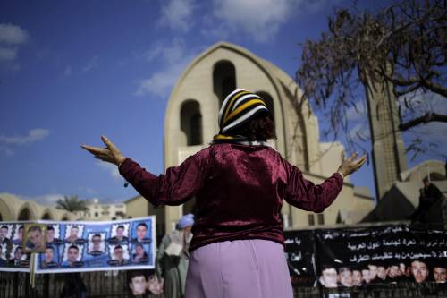 Cristiani d'Egitto perseguitati. Nessuno paga per la violenza