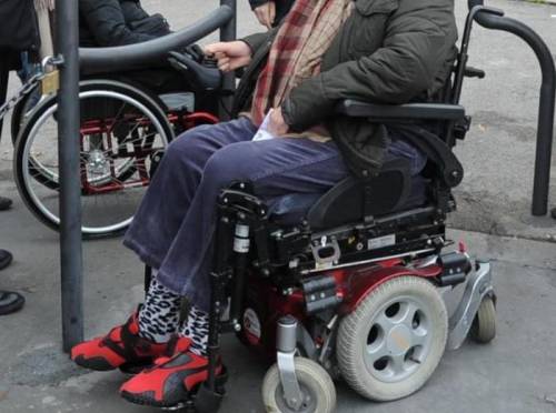 Equitalia perseguita disabile: in Ztl col pass ma gli sequestrano l'auto