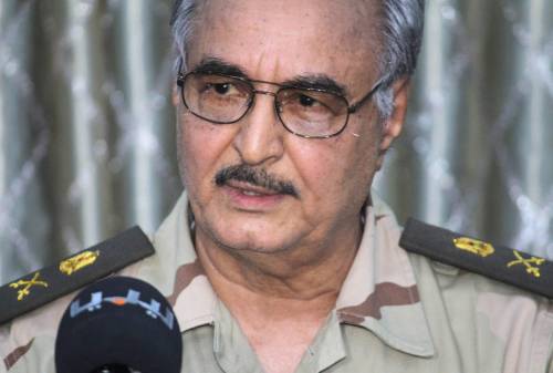 Haftar, il generale anti-Isis che vuol far della Libia una nuova colonia americana