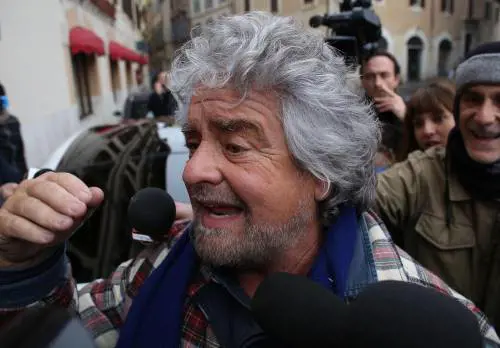 Il crollo del blog di Grillo: una Caporetto del click