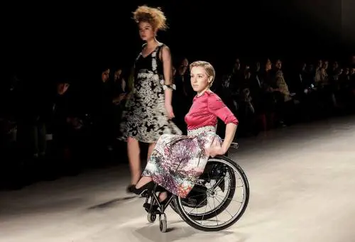 Modelle disabili in passerella a New York