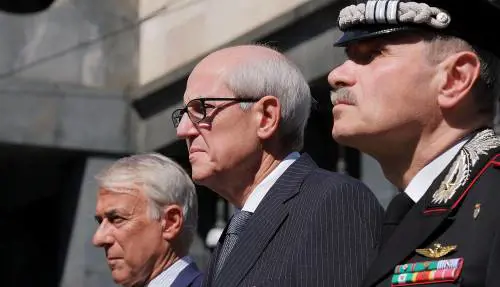 Nozze gay cancellate ma Pisapia va avanti «Alfano si dimetta»