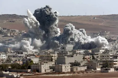 Uno strike statunitense su Kobane, al confine Turchia-Siria / Ottobre 2014