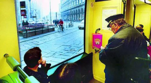 Il bando per i body guard su tram e metrò