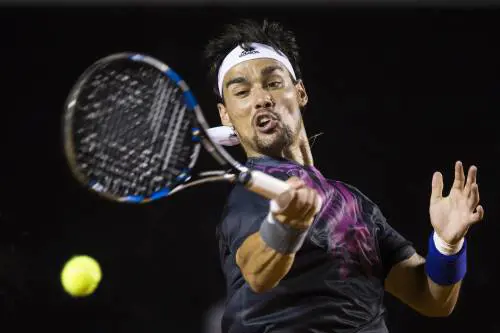 Fabio Fognini durante uno scambio del match contro Rafael Nadal