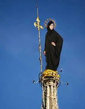 Madonnina nascosta, un velo di bugie