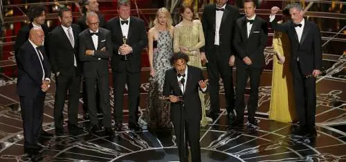 Notte degli Oscar: trionfano Birdman, Julianne Moore e Eddie Redmayne