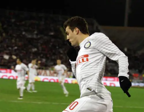 Inter vince a Cagliari. Terza vittoria di fila per Mancini