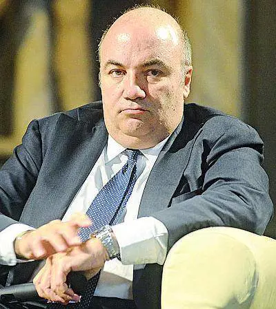 La Borsa «fiuta» il riassetto di Monte Paschi e Carige