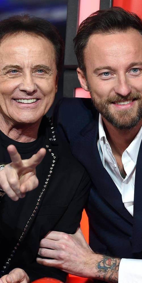 Riparte «The Voice» I Facchinetti inaugurano la «poltrona a due»