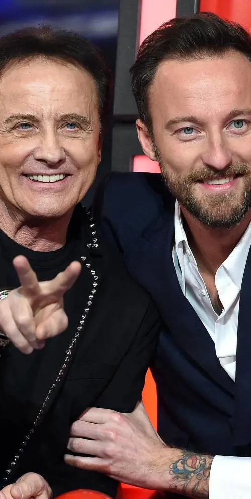 Riparte «The Voice» I Facchinetti inaugurano la «poltrona a due»