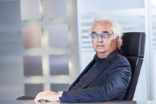 Flavio Briatore rompe il silenzio sulla crisi con Elisabetta Gregoraci