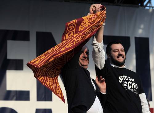 Il Salvini furioso: tutti i "vaffa" di Piazza del Popolo