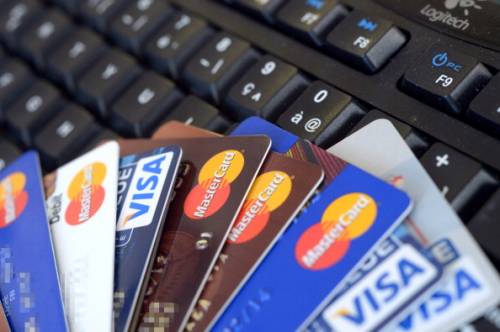 Cosa cambia da gennaio sulle carte di credito per i pagamenti online