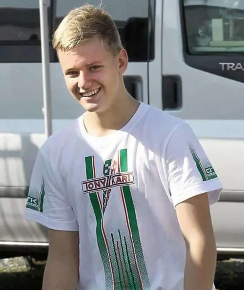 Formula 4, scende in pista il figlio di Schumi