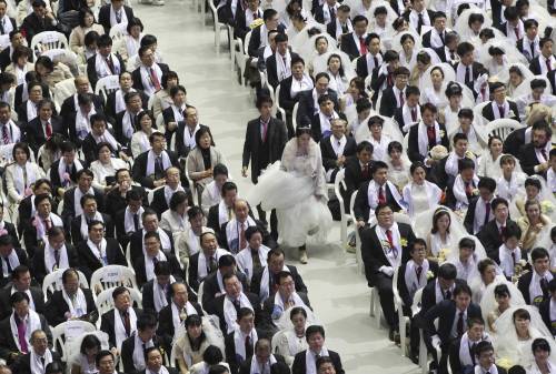 Corea del Sud, si sposano 3.800 coppie