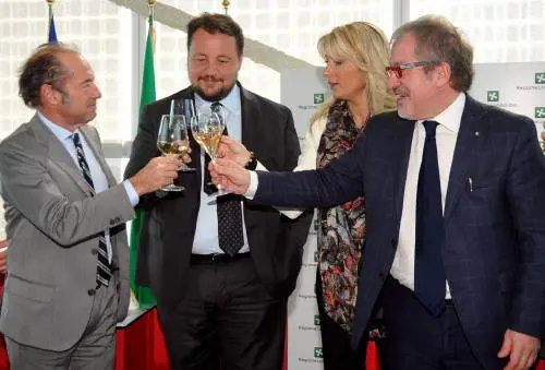 Sfida lombarda a Vinitaly aspettando i turisti di Expo